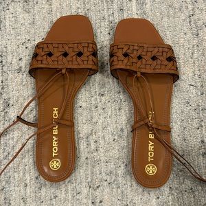 EUC Tory Burch Basketweave Ankle Wrap Sandals Size 10